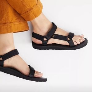 Teva original universal sandals black sz 7